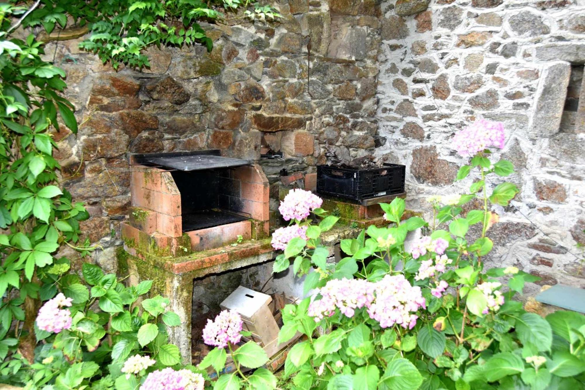 Maison De Vacances - Jardin, Barbecue Et Charme Villa Salmiech Exterior foto